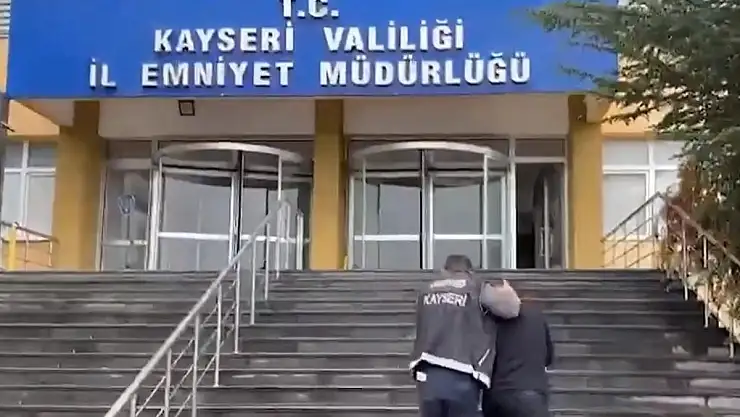 UYUŞTURUCU SATICILARINA OPERASYON: 4 GÖZALTI