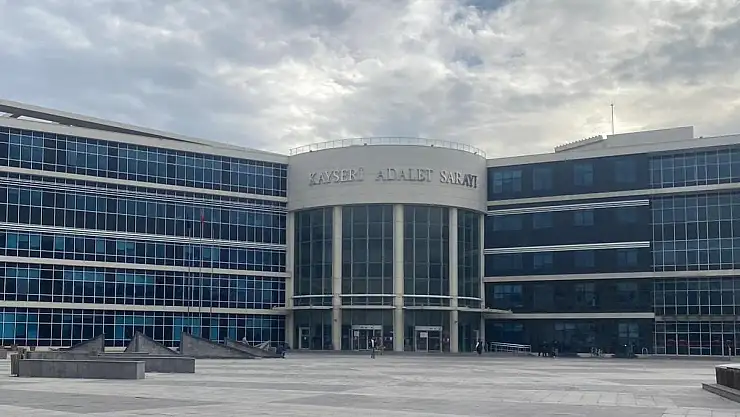 UYUŞTURUCUYLA YAKALANAN SANIKLAR SUÇLAMAYI REDDETTİ