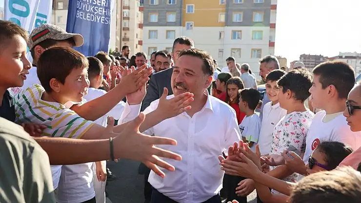 VALİ ÇİÇEK: 'ERVA SPOR OKULLARI BENİM ŞEREF VE NAMUS MESELEM'