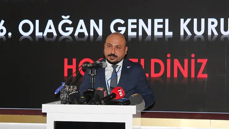 VAROL: 'YENİ DÖNEMDE DE BAŞARILI HİZMETLERE İMZA ATMAK İSTİYORUZ'