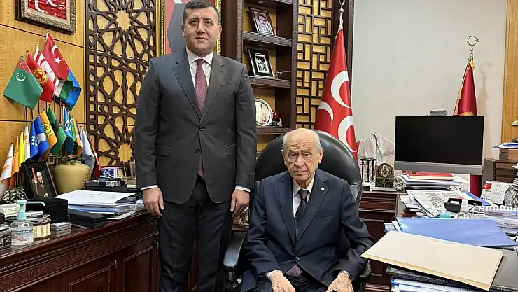 VEKİL ERSOY, MHP LİDERİ BAHÇELİ'YE 'KAYSERİ' RAPORU SUNDU