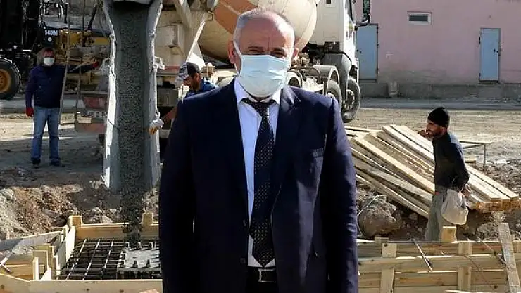 YAHYALI KAPALI SEMT PAZARININ TEMELİNE İLK HARÇ KONULDU