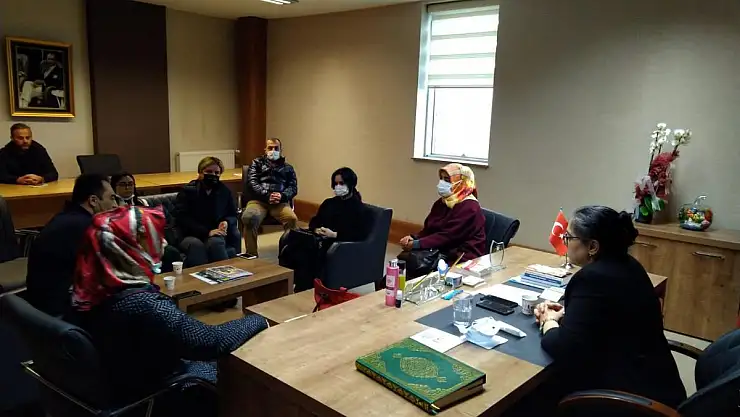 YENİ BAŞKAN FUNDA DAĞ, GÖREVE BAŞLADI