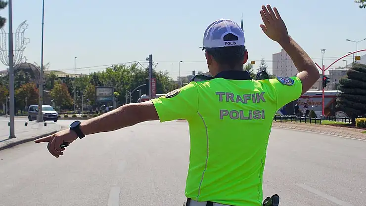 Yeni trafik cezaları meclise sunuldu