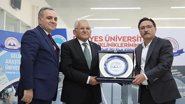 YENİLENEN POLİKLİNİKLERİ'NİN AÇILIŞI GERÇEKLEŞTİRİLDİ