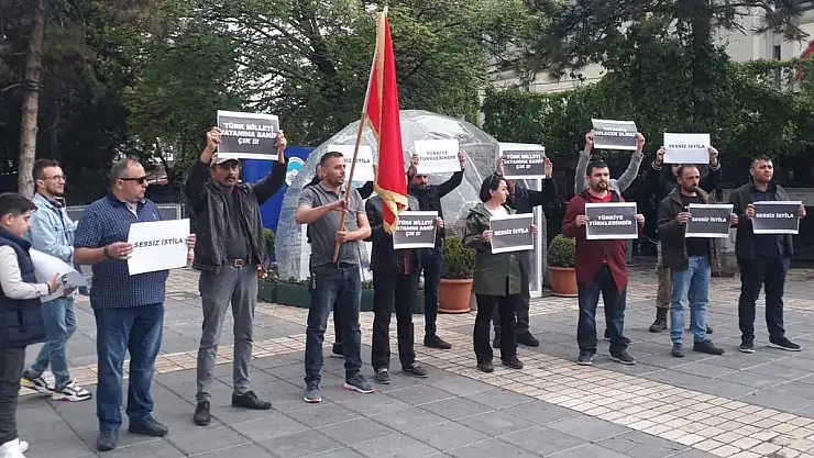 ZAFER PARTİSİ, KARACASU'NUN GÖZALTINA ALINMASINI PROTESTO ETTİ