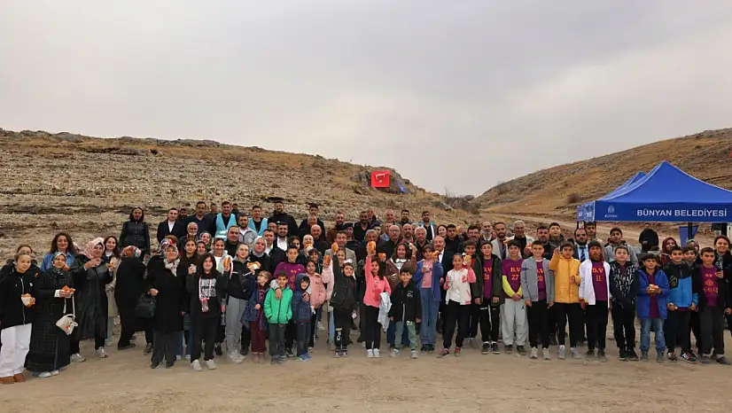 Bünyan Belediyesi binlerce fidanı toprakla buluşturdu