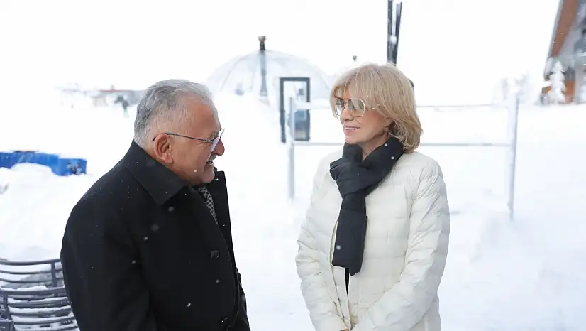 Eski Başbakan Erciyes'i gezdi: Kayseri bizim göz bebeğimiz