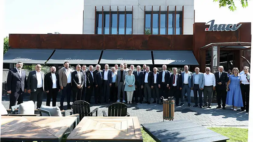 Ayşe Böhürler ev sahipliğinde Kayseri iş dünyası Halkbank yönetimiyle buluştu