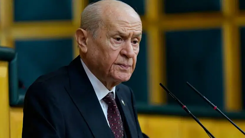 Bahçeli'den Özel'e sert mesaj: Ne Anıtkabir'in bekçisi ne de gençliğin lideri olabilir
