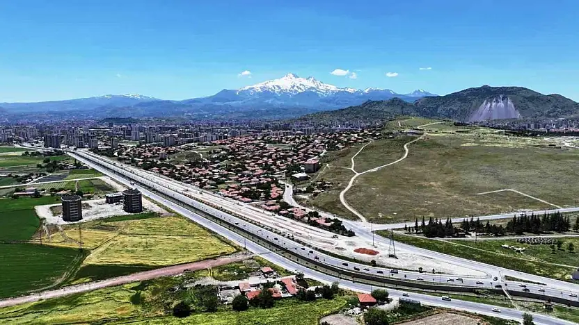 Çolakbayrakdar: Her yeni park, şehrimize kazandırılan yeni bir nefestir