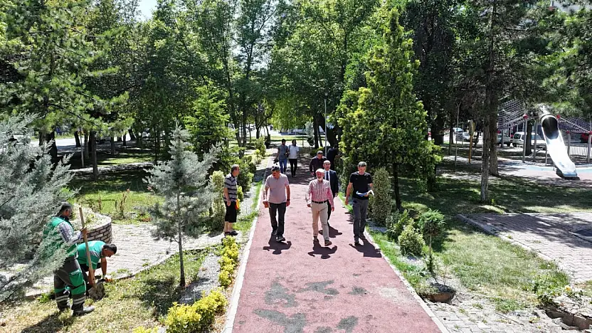 Başkan Çolakbayrakdar Parklarımızı modern yaşam alanlarına dönüştürüyoruz