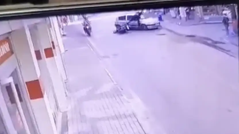 Bursa'da ilginç kaza: Yapay zeka değil, gerçek kaza görüntüsü