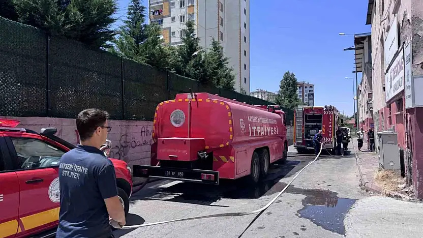 Çelik eşya atölyesinde çıkan yangın söndürüldü