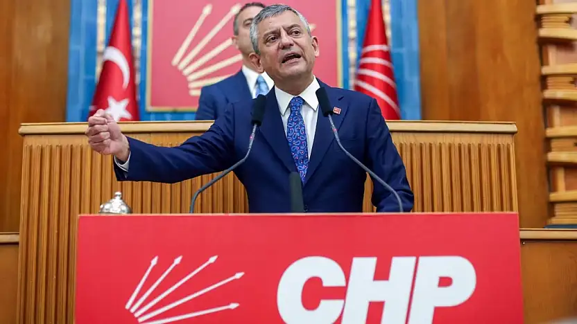CHP Parti Meclisi'nde toplu istifa: Olağanüstü kurultay süreci gündemde