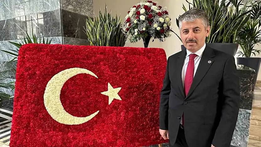 Çopuroğlu: 15 Temmuz, milletin ihanete geçit vermediği gecedir