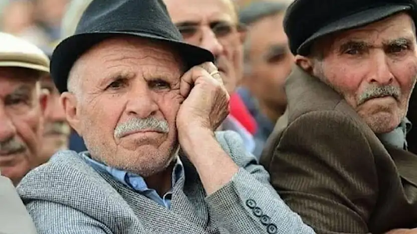 Emeklilik yetmiyor! Milyonlarca emekli geçim için çalışıyor