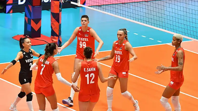 Filenin Sultanları final kapısında: Çin karşısında ilk set Türkiye'nin