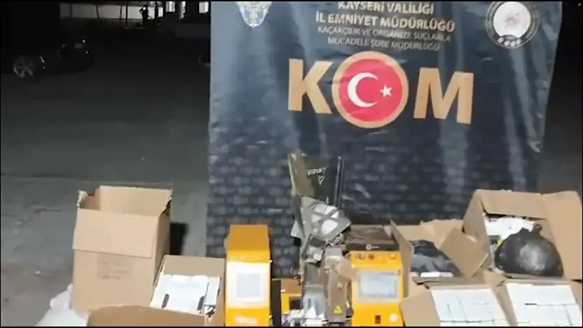 Kayseri'de 70 bin makaron ve 62 kilogram kaçak tütün ele geçirildi