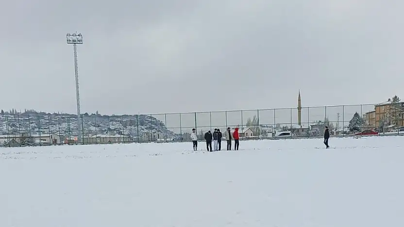 Kayseri'de amatör maçlara kar engeli