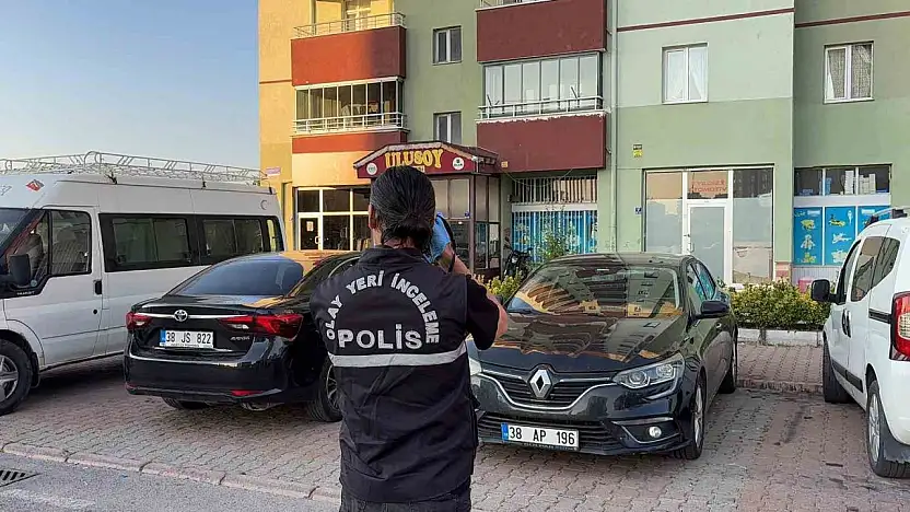 Kayseri'de bir kişi babası tarafından evde ölü bulundu