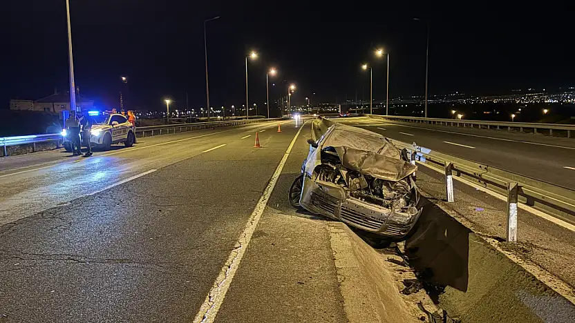 Kayseri'de iki otomobilin çarpıştığı kazada 3 yaşındaki bebek yaralandı
