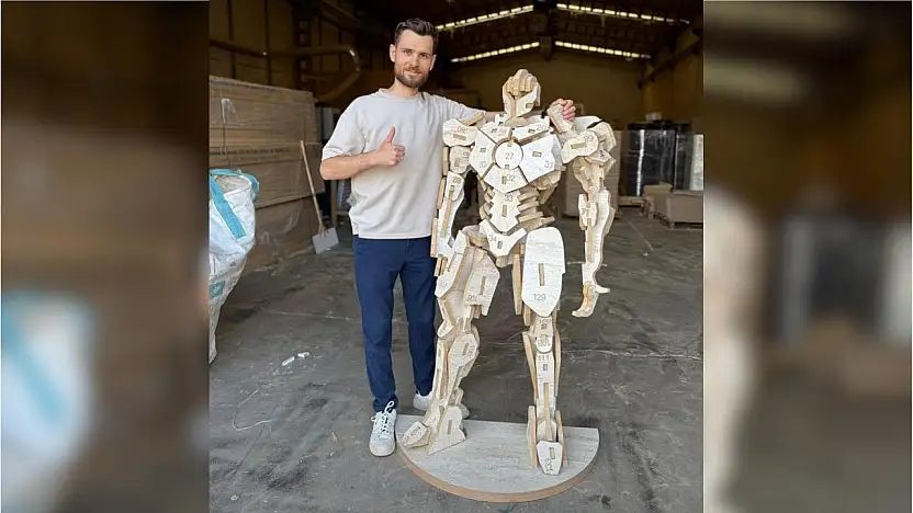Kayseri'de mühendislik ve zanaat buluştu! Mobilyadan robot doğdu