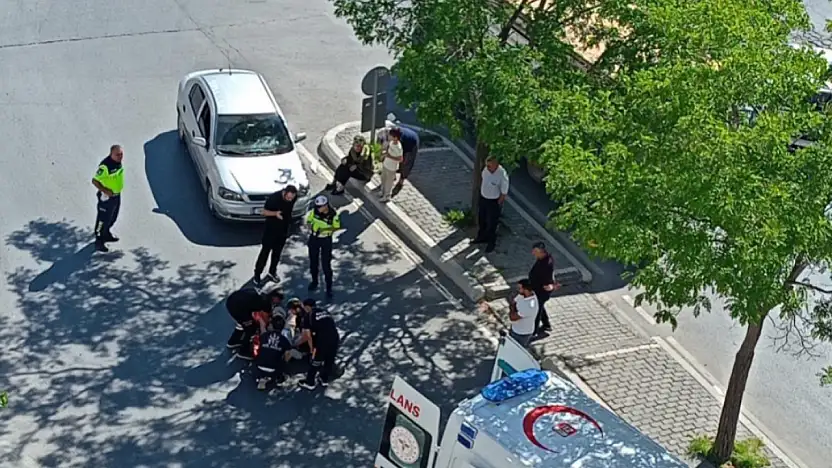 Kayseri'de otomobilin çarptığı yaşlı adam hafif yaralandı