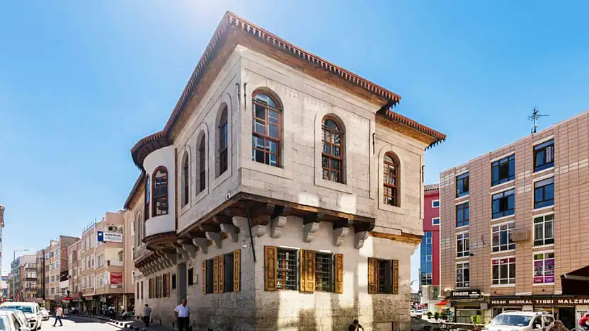 Kayseri'nin tarihe açılan kapısı Atatürk Evi ve Müzesi