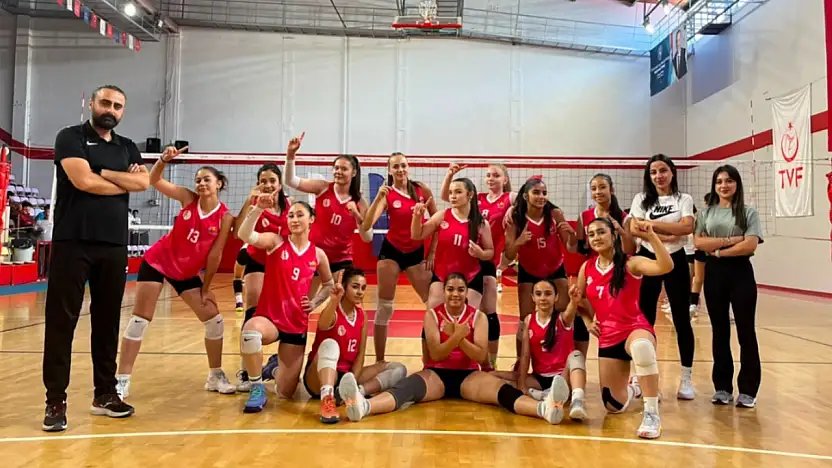 Kayseri Voleybol İl Karması, final etabına yükseldi