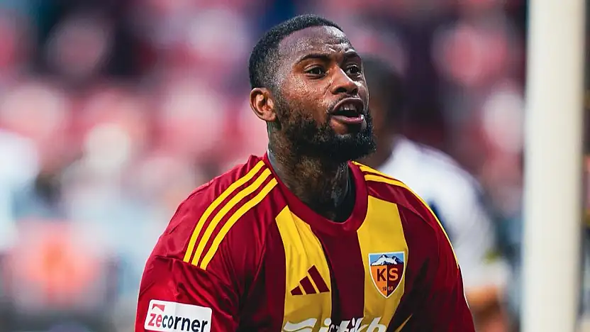 Kayserispor'dan ayrılan Denswil Kıbrıs yolcusu