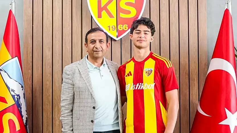 Kayserispor, Kayra Cihan ile 3 yıllık sözleşme imzaladı