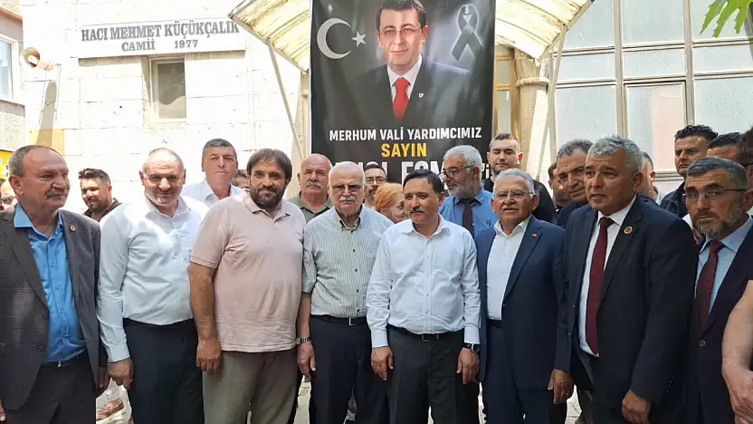 Merhum Vali Yardımcısı Şenol Esmer Kayseri'de dualarla anıldı