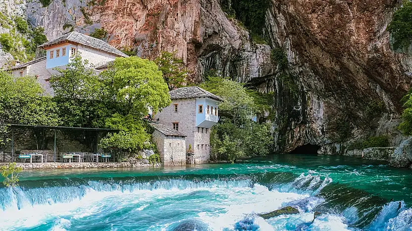 Mostar'daki 600 yıllık Türk mirası Blagay Tekkesi, yüz binlerin uğrak noktası