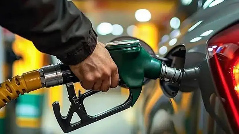 Motorine indirim geliyor! Tabela bu gece değişiyor