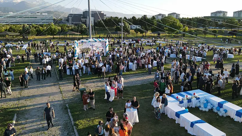 Rektör Altun, akademik ve idari personel ile buluştu