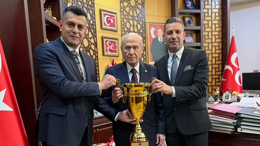 Türk Boks Federasyonu'ndan MHP Genel Başkanı Devlet Bahçeli'ye ziyaret