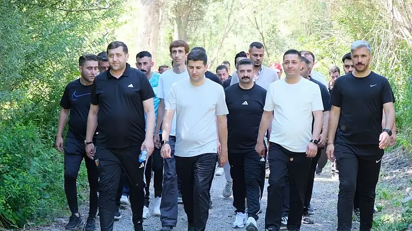 Ülkü Ocakları'ndan Koramaz Vadisi'nde yürüyüş etkinliği