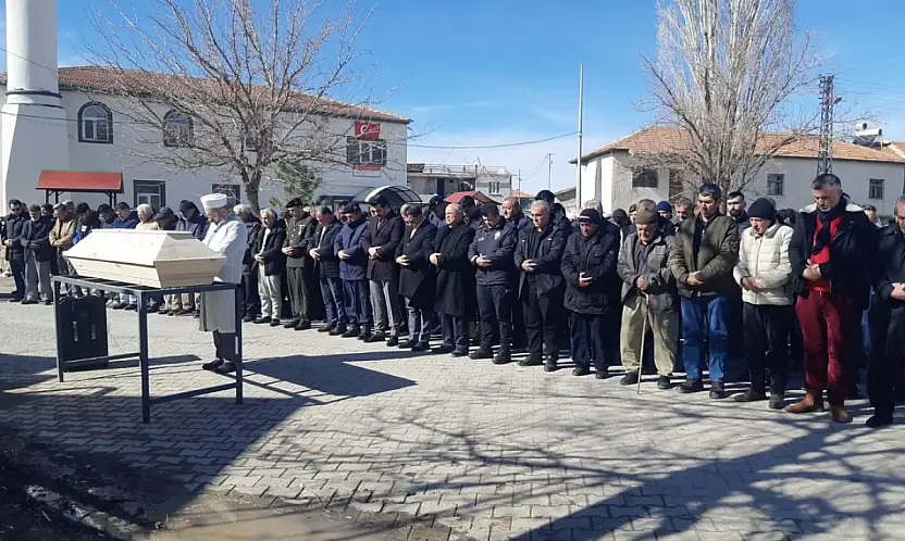 Almanya'da hayatını kaybeden Kıbrıs gazisi Kayseri'de son yolculuğuna uğurlandı