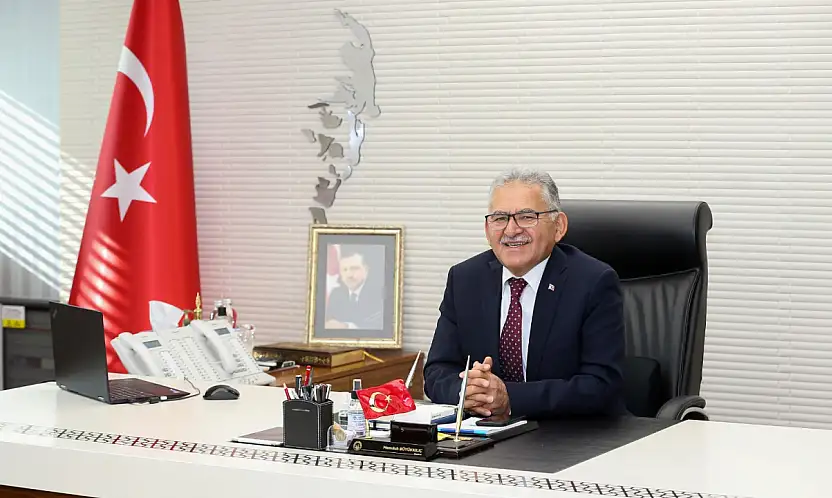 Başkan Büyükkılıç'tan yeni bakanlara tebrik mesajı