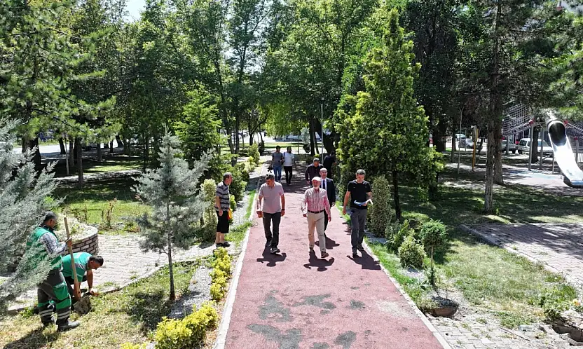 Başkan Çolakbayrakdar Parklarımızı modern yaşam alanlarına dönüştürüyoruz
