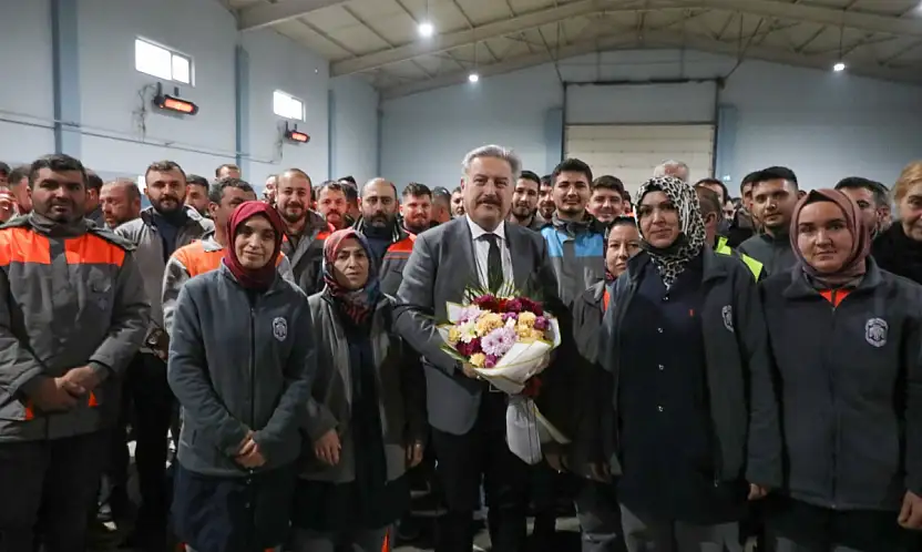 Başkan Palancıoğlu toplu iş sözleşmesini işçilerle kutladı