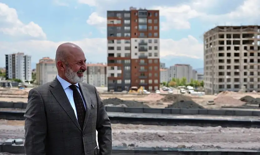 Çolakbayrakdar: Kentsel dönüşümle birlikte yaşam alanlarını da inşa ediyoruz