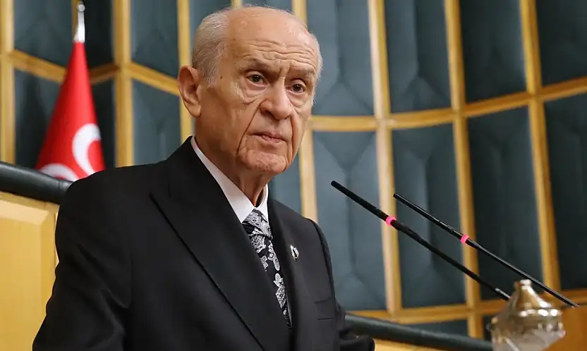 Devlet Bahçeli'den Özgür Özel'e: CHP'yi daha büyük bir savruluşa sürüklemekten yüz çevrilmelidir