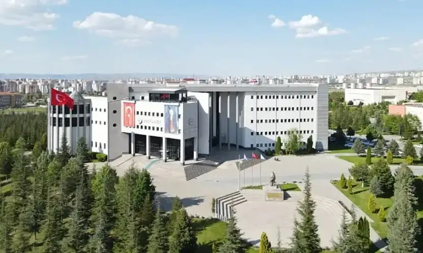 Erciyes Üniversitesi 'THE 2026 Alan Sıralamaları'nda 6 alanda öne çıktı