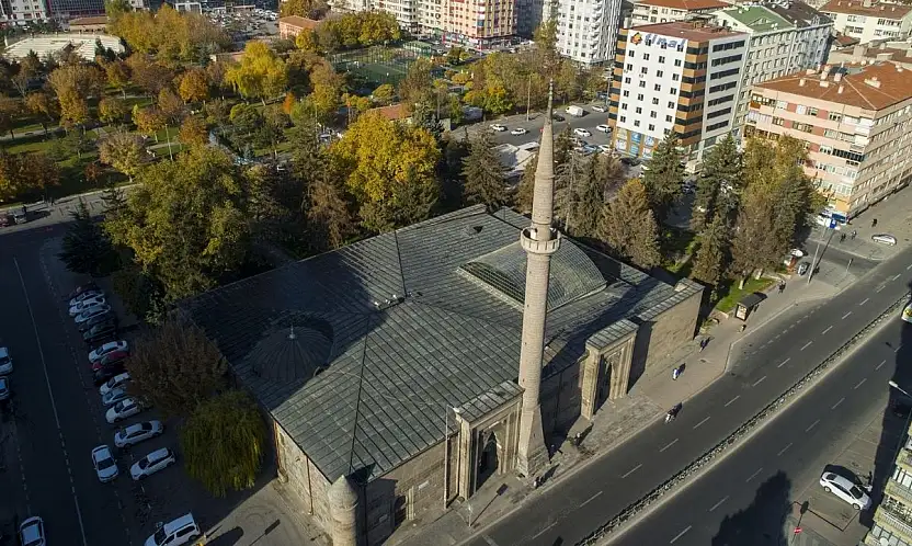Hacı Kılıç Camii Kayseri'nin 775 yıllık Selçuklu mirası