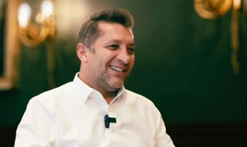 İsa Gün'ün Anadolu'dan başarıya uzanan yolu: Köşk Sosyete Pazarı