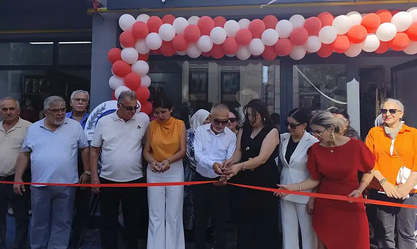 Kadın Giyim Mağazası Gardrop yeni yerinde hizmete açıldı