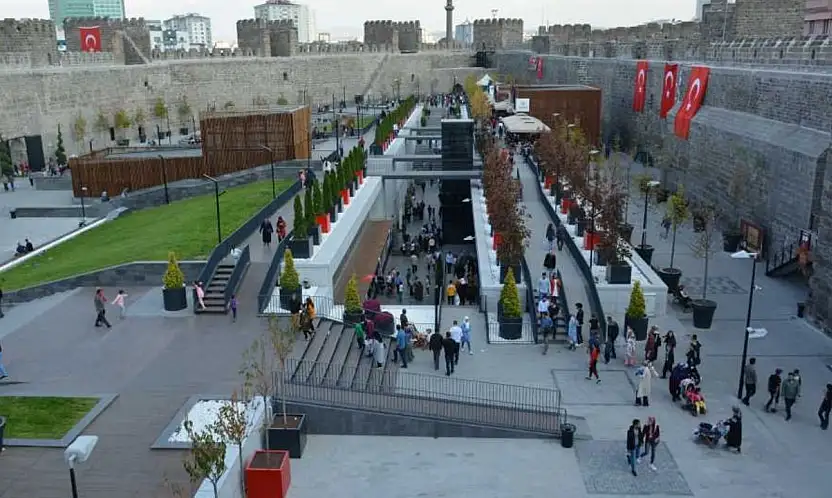Kayseri Arkeoloji Müzesi'nde binlerce yıllık tarih gün yüzüne çıkıyor