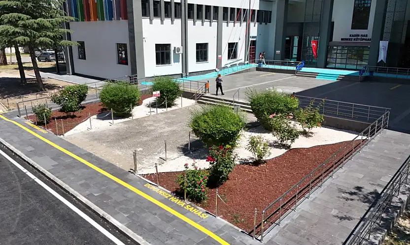 Kayseri Büyükşehir'den okullara ve üniversiteye yeşil dokunuş
